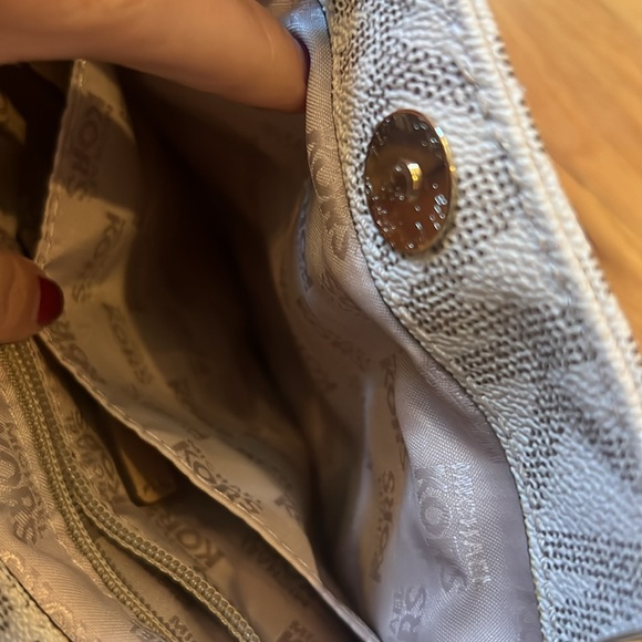 NWOT Ivory Michael Kors Long Crossbody Bag - Picture 8 of 12